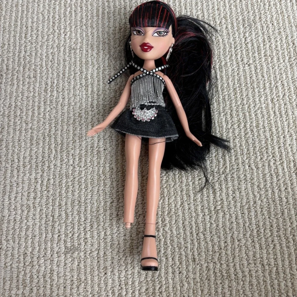 Bratz Doll TIANA Welcome To Fabulous Las Vegas 9.5